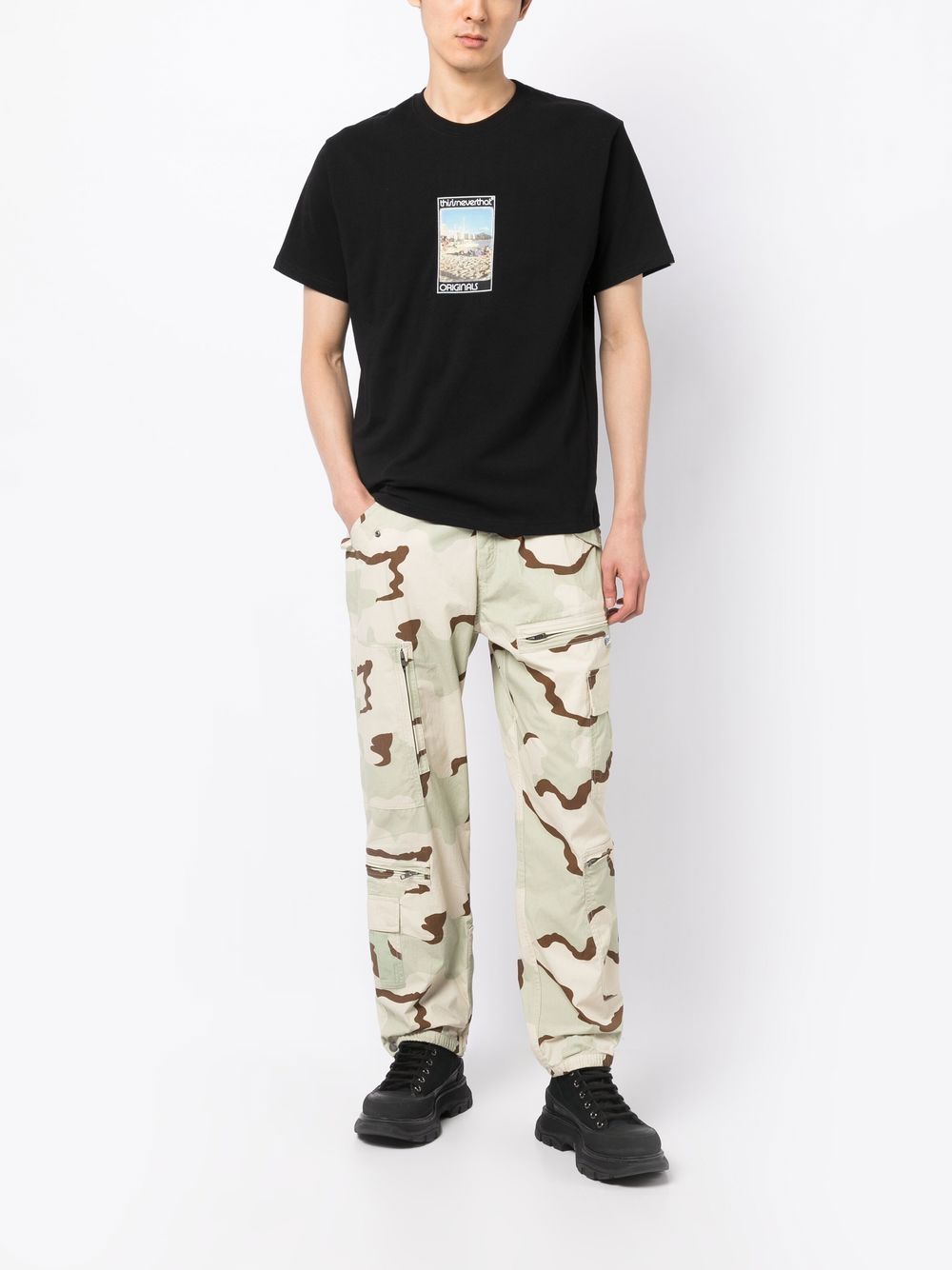 This Is Never That Cargo broek met camouflageprint - Veelkleurig