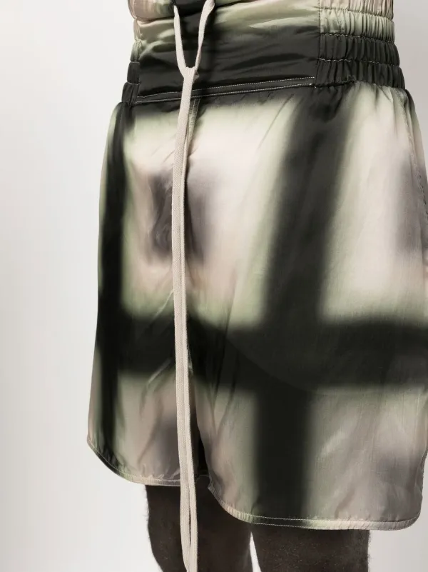 大人気! RICK OWENS シフォン ショートパンツ プリント入り Rick Owens プリント ショートパンツ | ニュートラル | FARFETCH JP