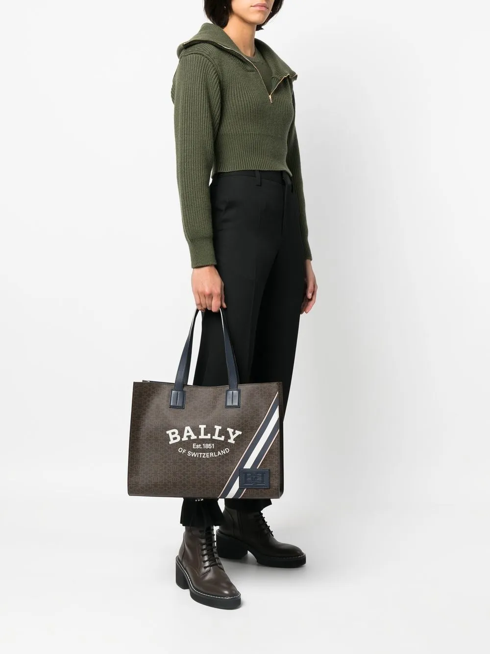 bally shopper tote