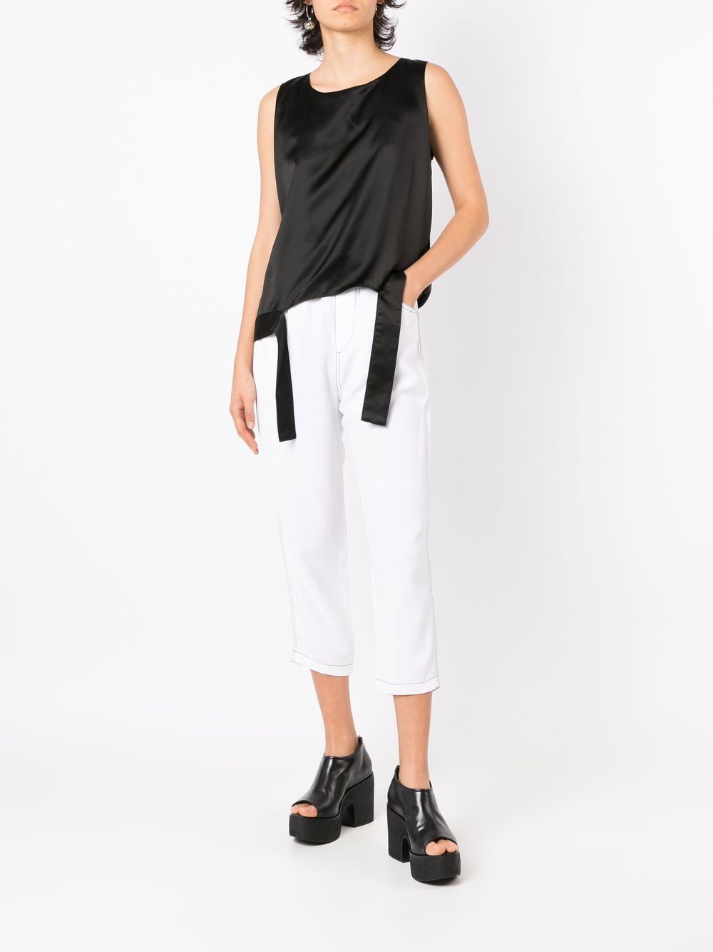 Shop Uma Raquel Davidowicz Calca Cropped Tapered Trousers In White