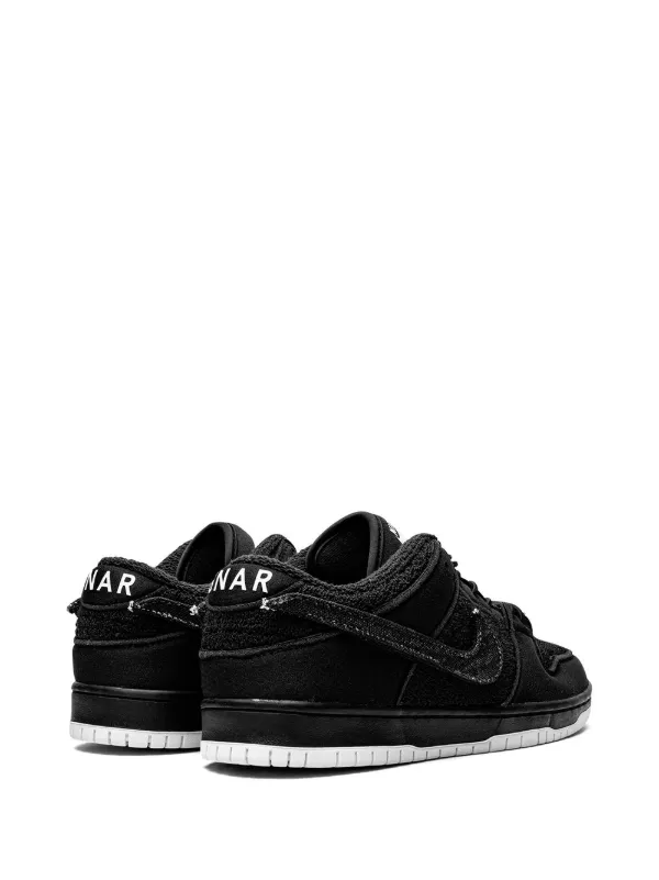 Nike sb all black suede sales