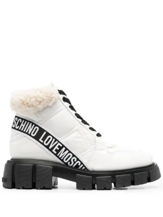 Love Moschino