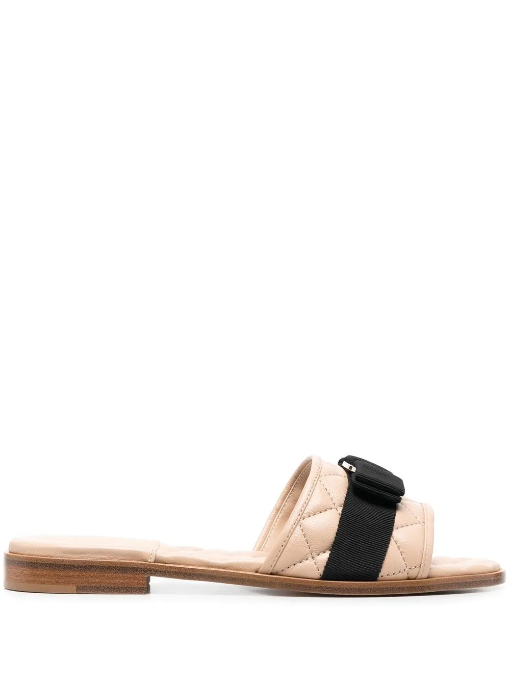 

Ferragamo Viva quilted sandal - Neutrals