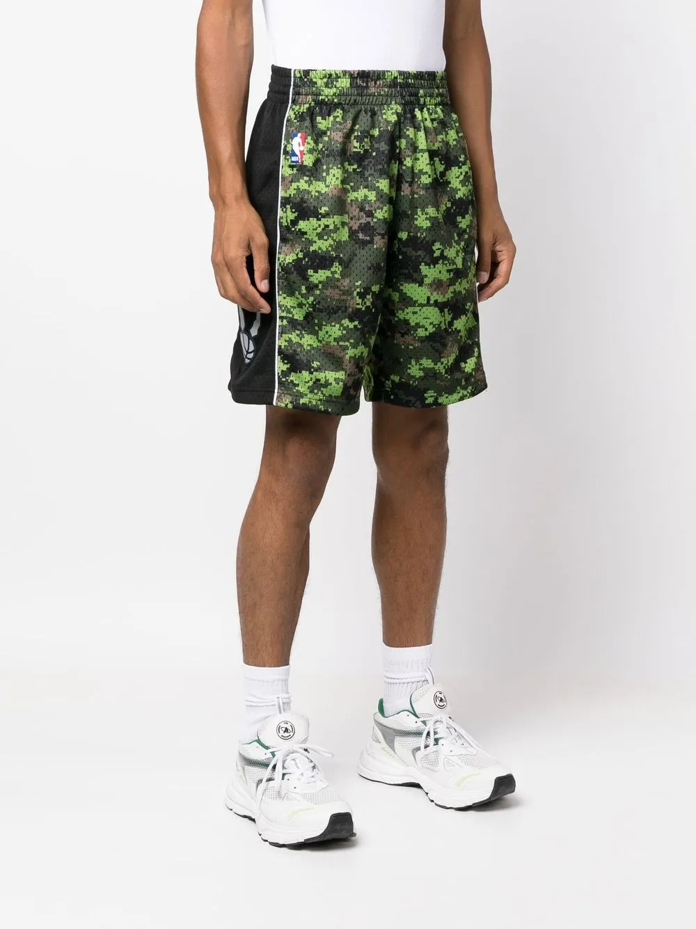 Mitchell & Ness Trainingsshorts met camouflageprint Groen