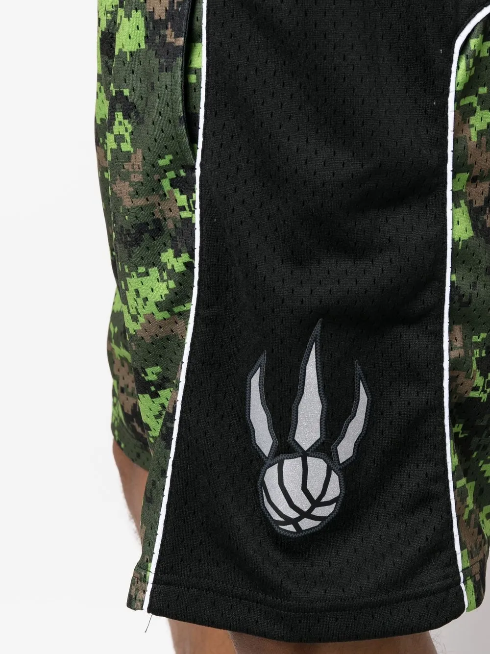 Mitchell & Ness Trainingsshorts met camouflageprint Groen