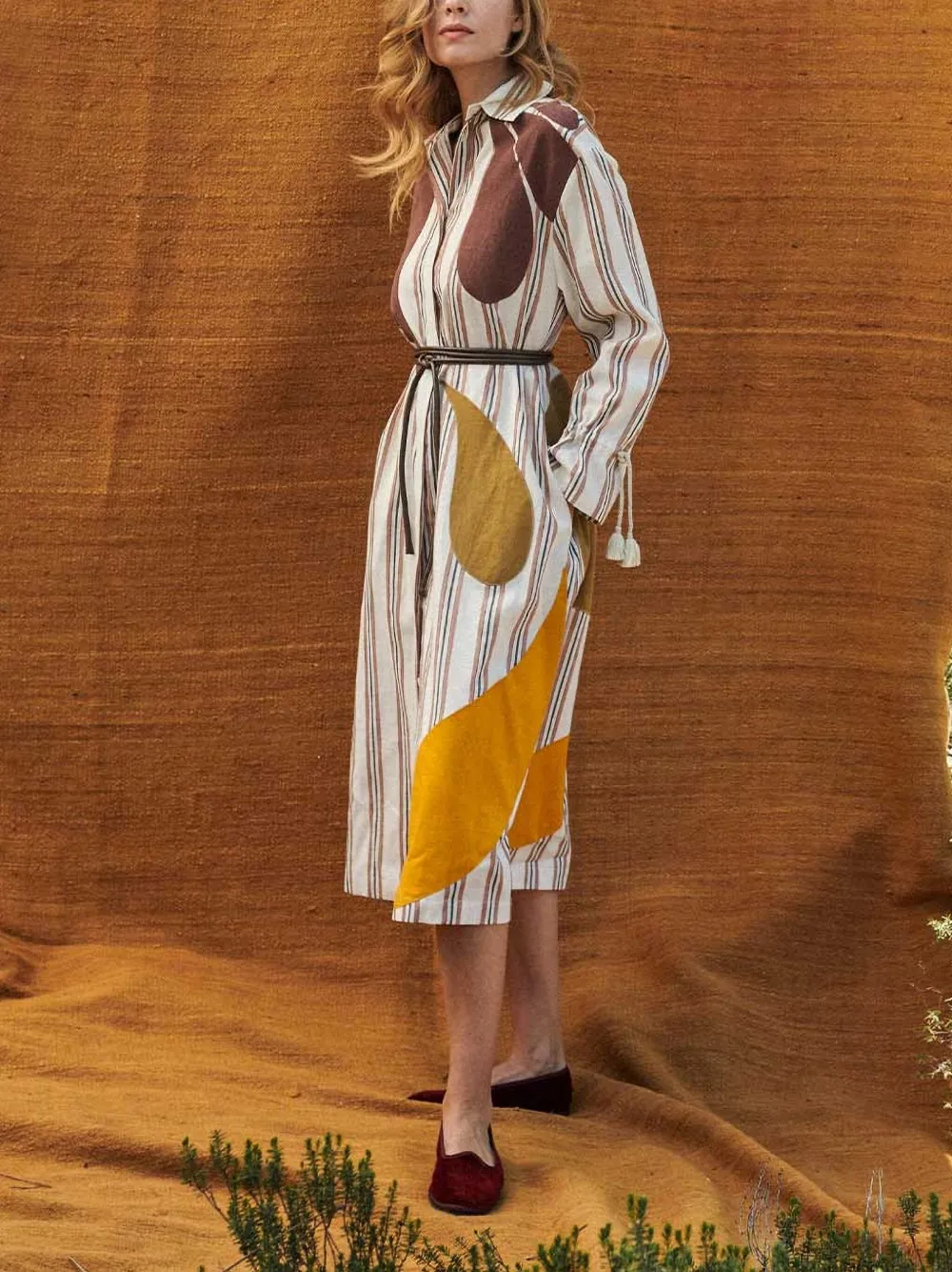 PAULA robe mi-longue à détails rayés | Robes de jour | Image 2