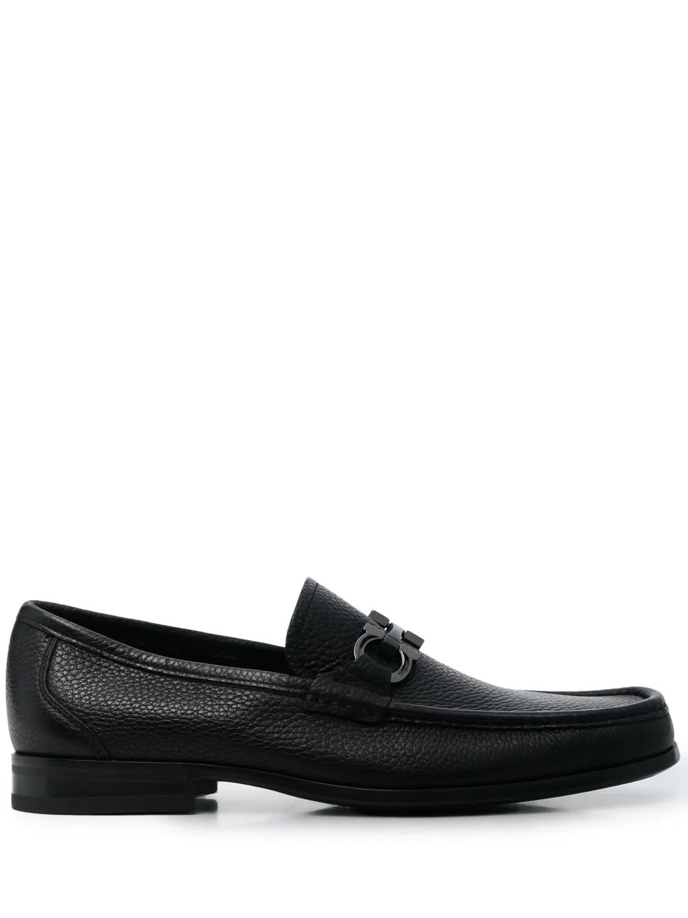 

Ferragamo Gancini-plaque leather loafers - Black