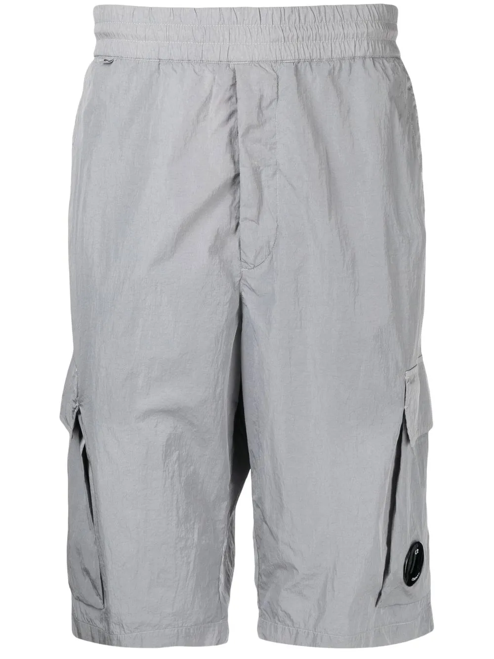 

C.P. Company bermudas cargo con placa del logo - Gris