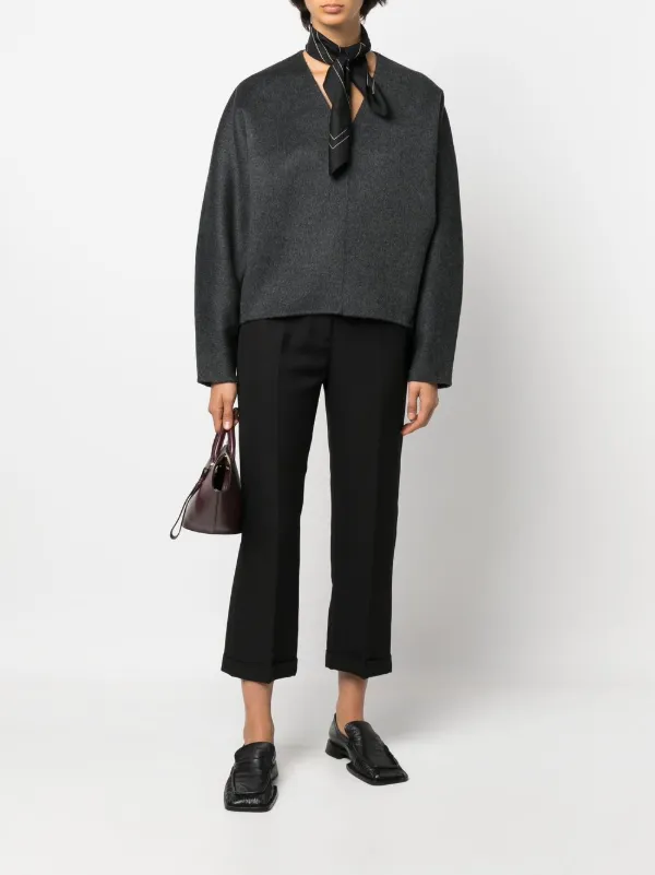 Oversize v 2024 neck jumper