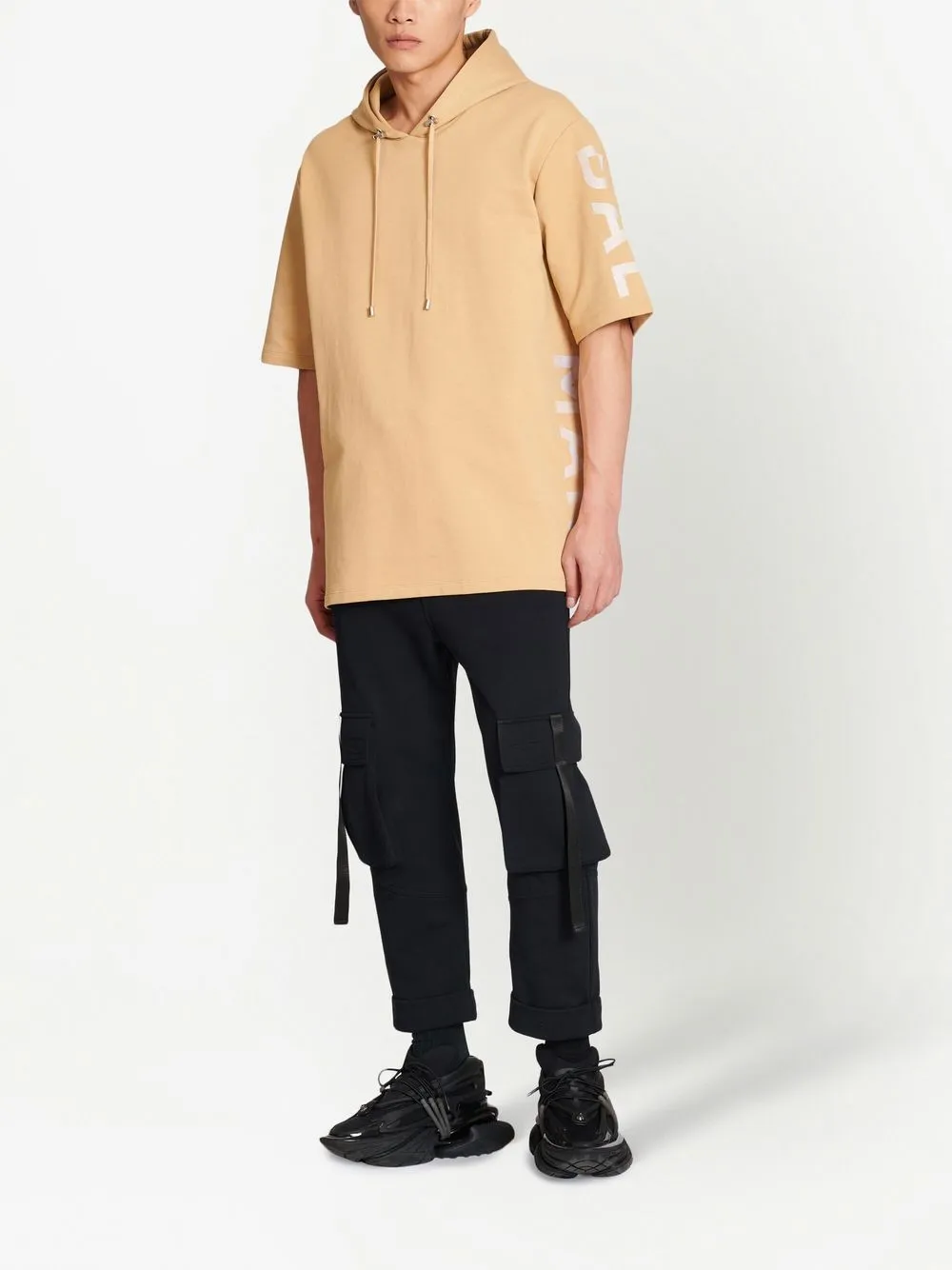 BALMAIN LOGO-PRINT SHORT-SLEEVE HOODIE