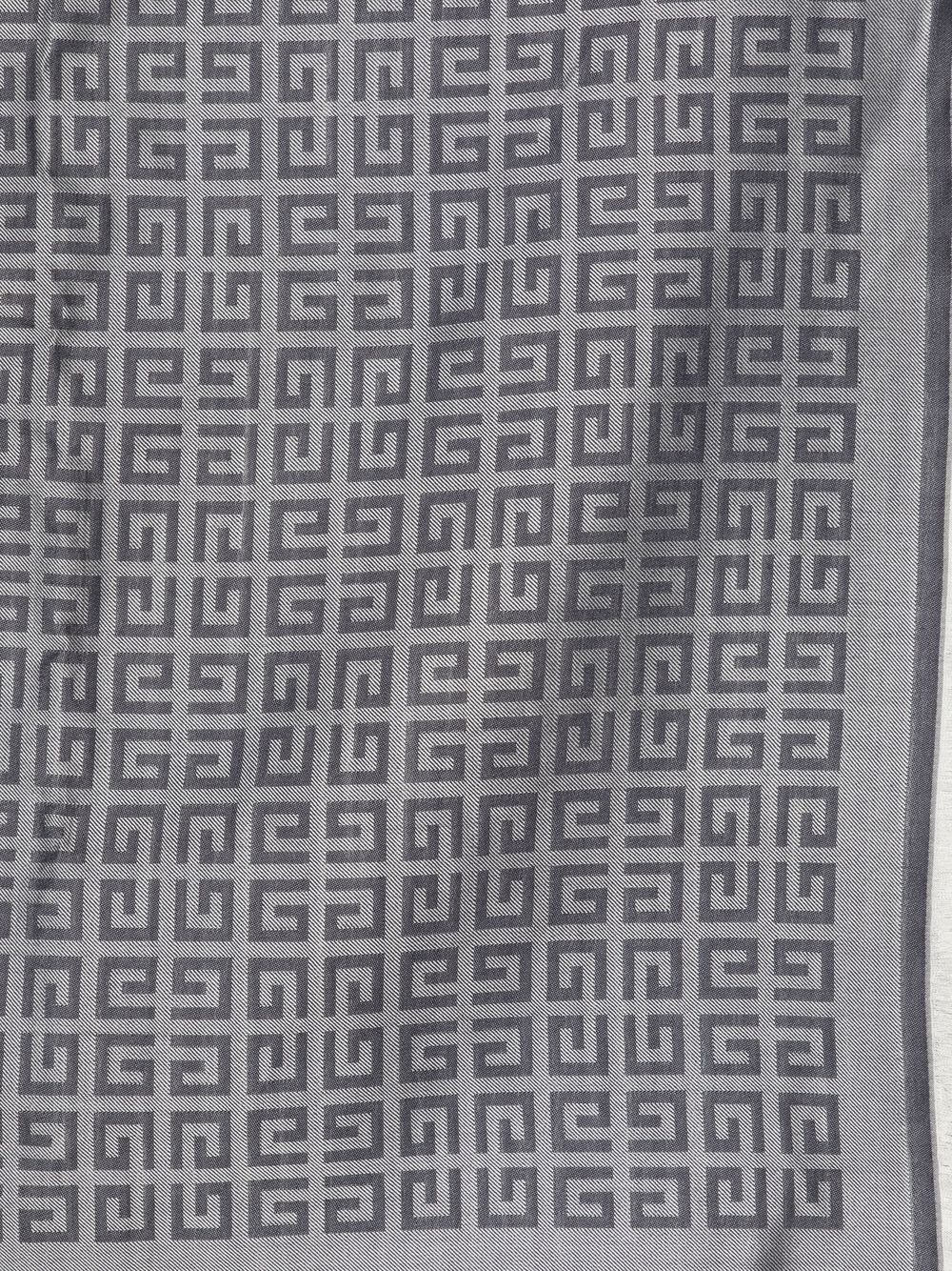 Givenchy Sjaal met monogramprint - Grijs