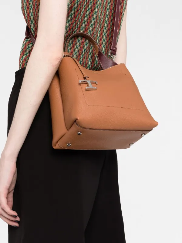 Tod's Tプレート ハンドバッグ Tod's Tプレート ハンドバッグ | ブラウン | FARFETCH JP