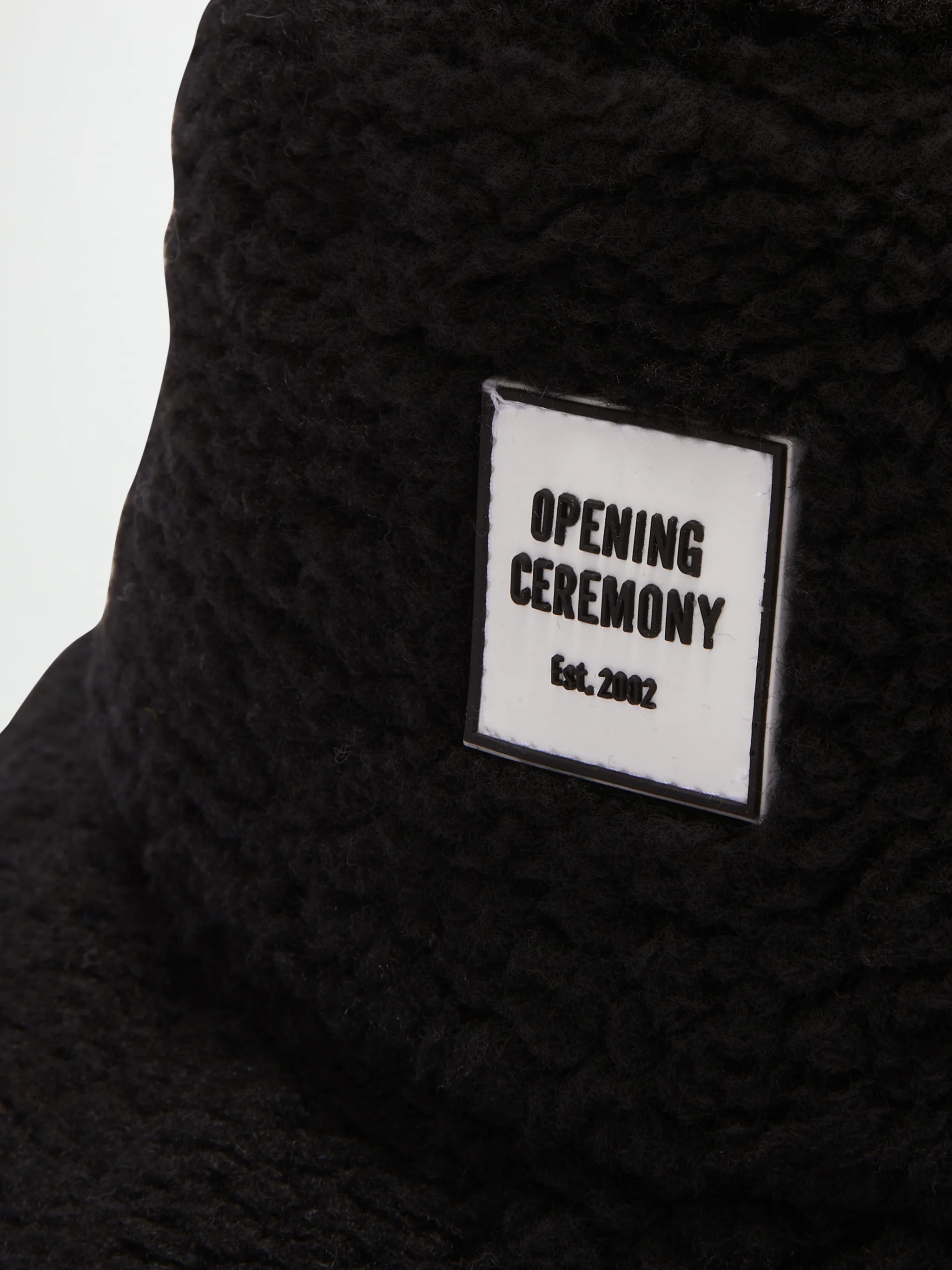 BOX LOGO TEDDY BUCKET