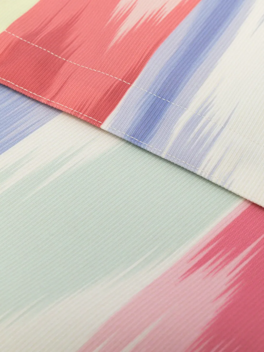 Missoni Home zigzag-print placemats | Table Linens | Image 2