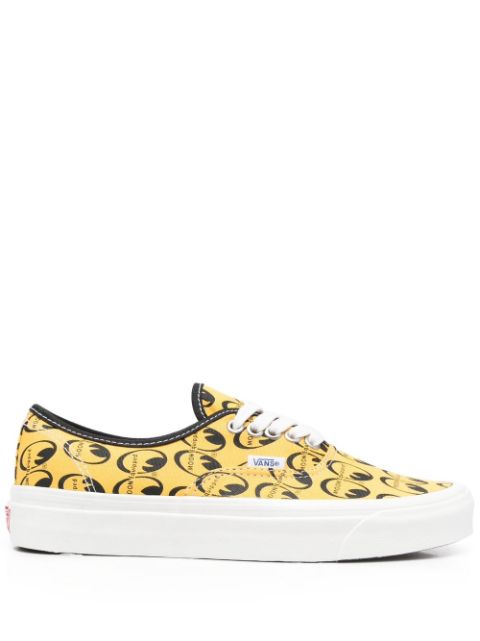 hype Vans logo-print low-top sneakers  