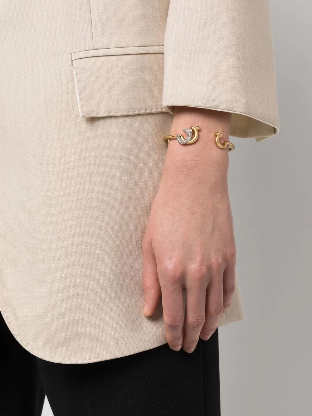 Ferragamo crystal Gancini cuff bracelet | Image 2