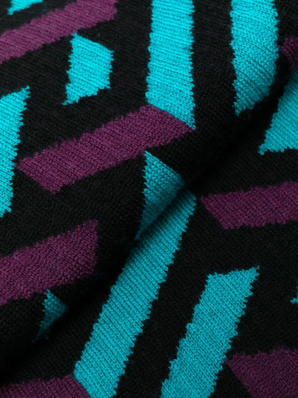 Affordable Versace intarsia-pattern wool scarf Men