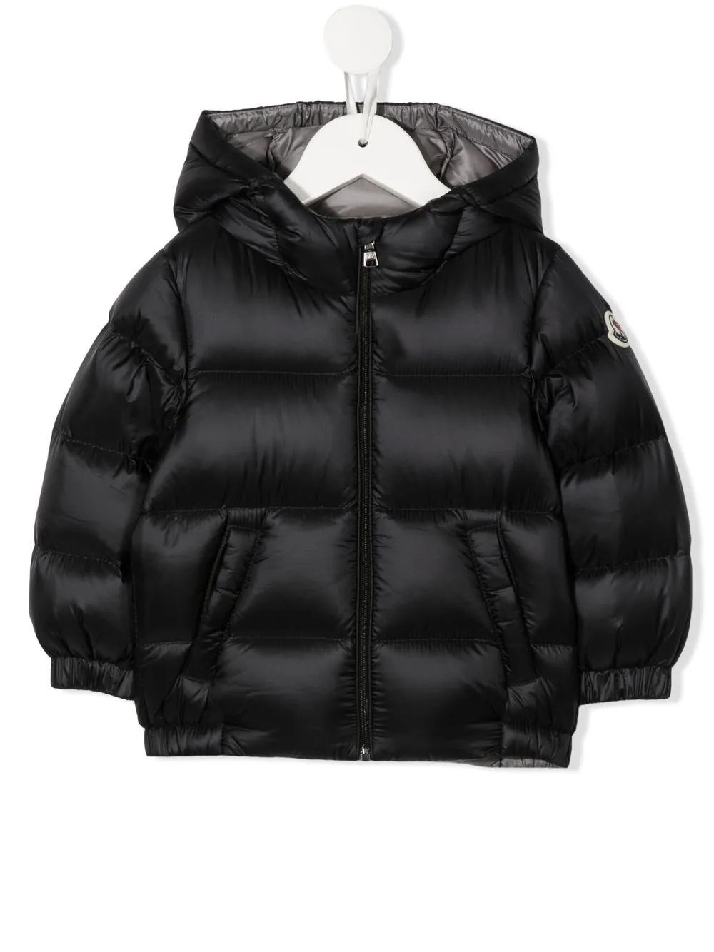 

Moncler Enfant chamarra capitonada con parche del logo - Negro