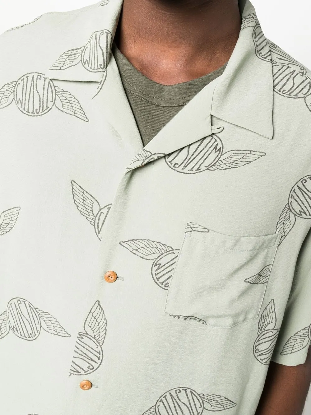 visvim-logo-print-short-sleeve-shirt-farfetch