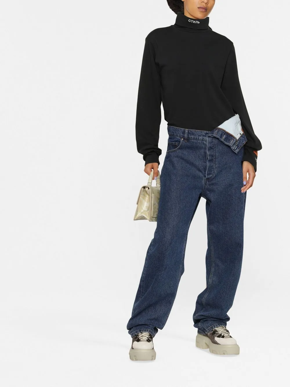 tahari grey sweater