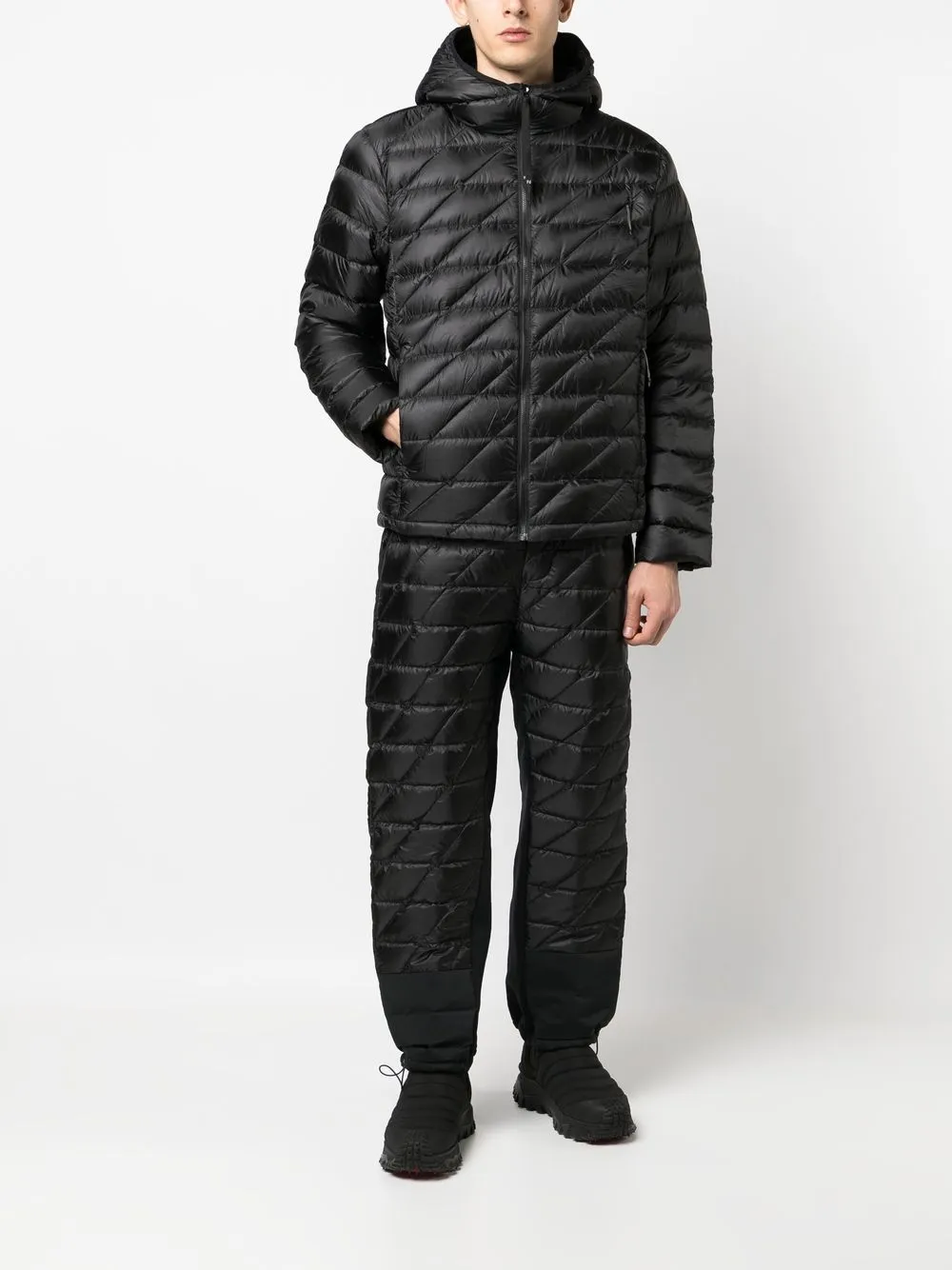 Holden packable hooded down jacket - Zwart