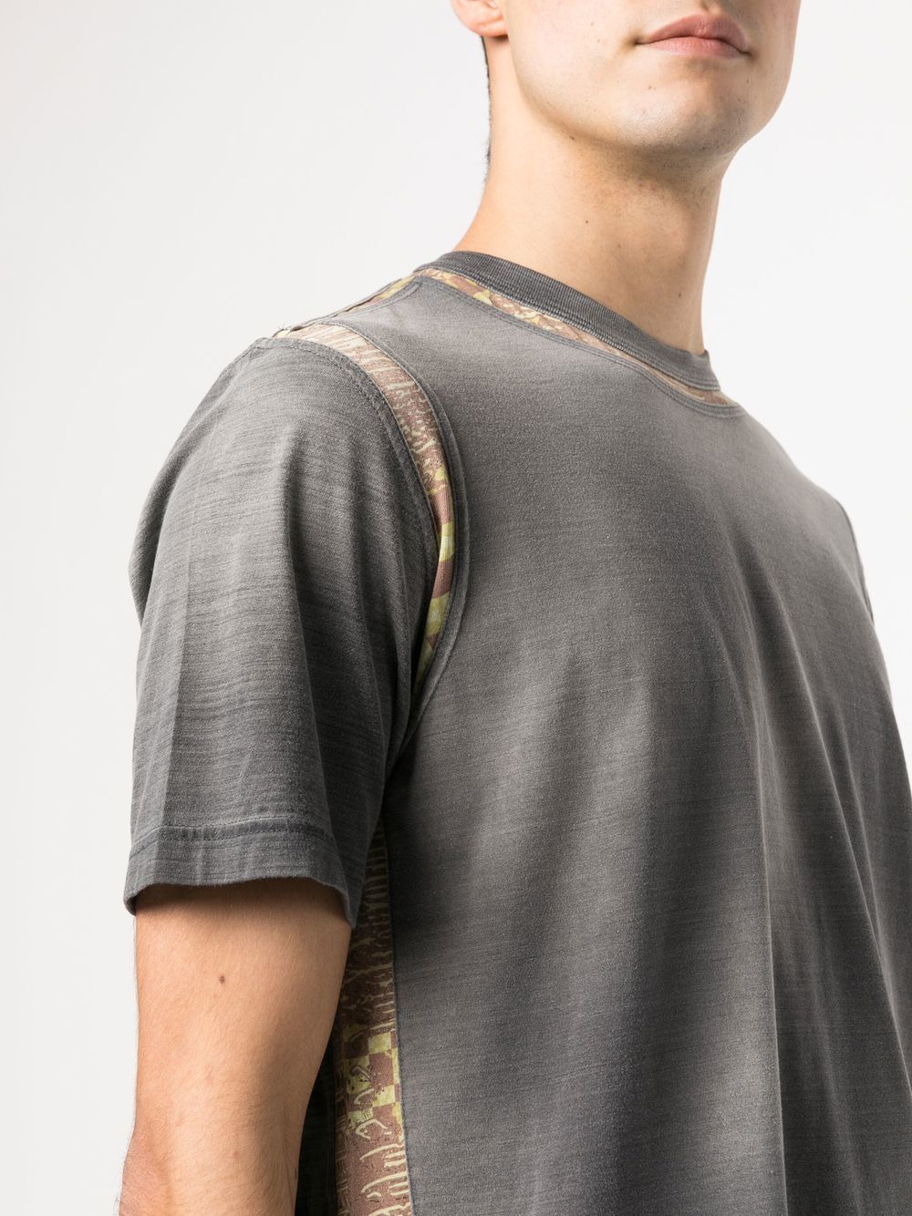 Diesel Camouflage-trim Stonewashed T-shirt In Grigio | ModeSens