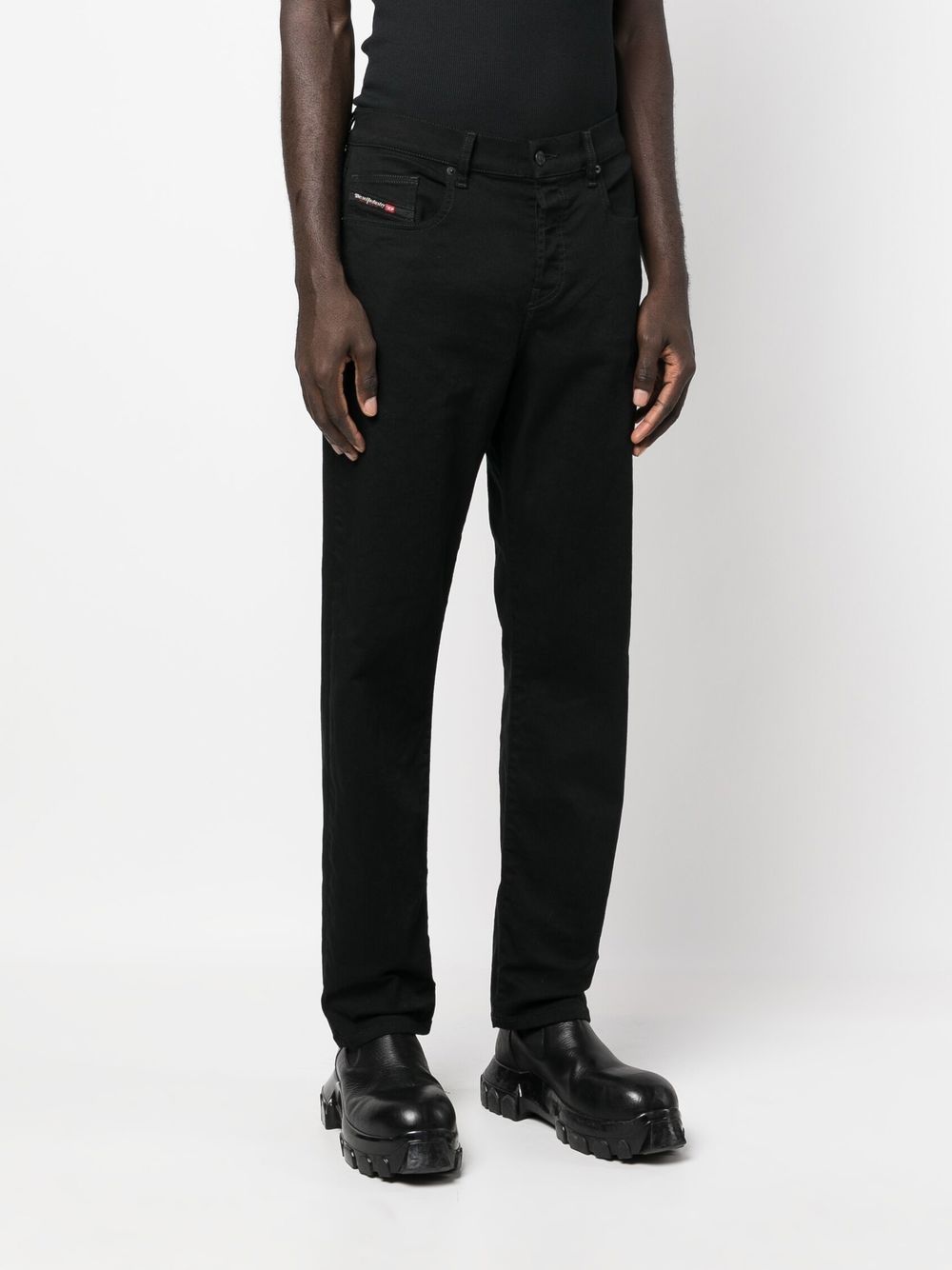 Shop Diesel 2020 D-viker 069yp Straight-leg Jeans In Black