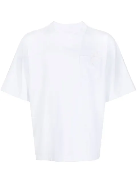 sacai playera con apliques