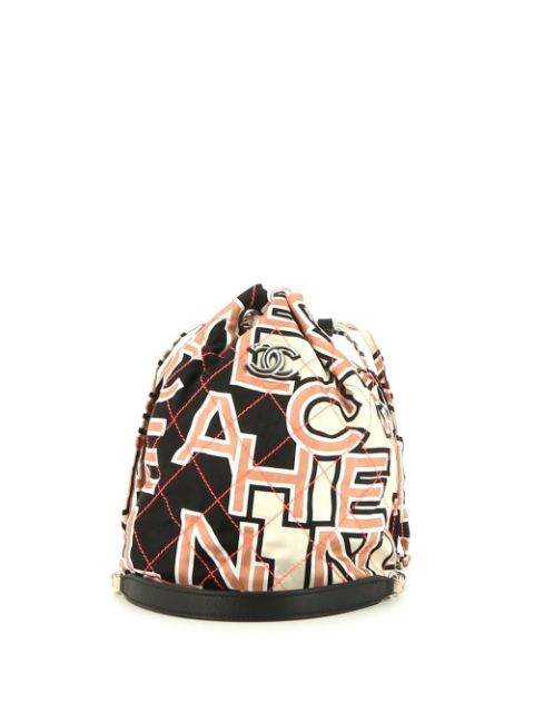 CHANEL 2010s logo print diamond-quilted bucket bag Women