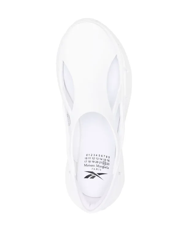 [ MaisonMargiela x Reebok ] cut-out slip-on sneakers★送料込 Maison Margiela x Reebok cut-out slip-on Sneakers | White