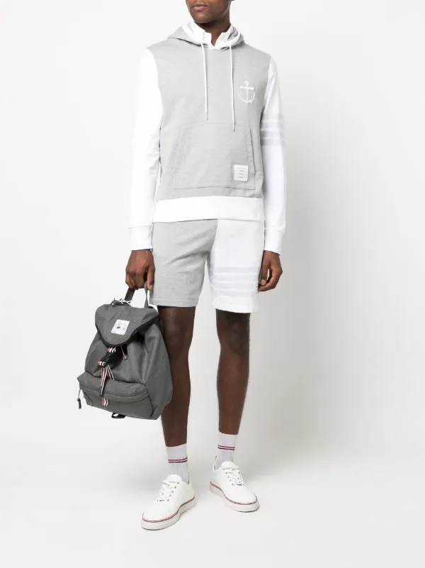 Thom Browne パネル トラックショーツ | グレー | FARFETCH JP Thom Browne パネル トラックショーツ | グレー | FARFETCH JP