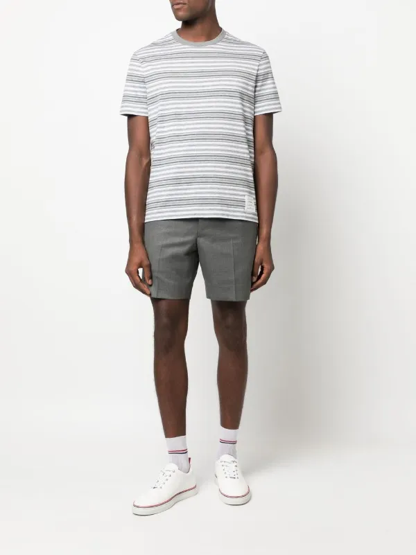 【関税込み】Thom Browne グレー ストライプ Tシャツ Thom Browne ストライプ Tシャツ | グレー | FARFETCH JP