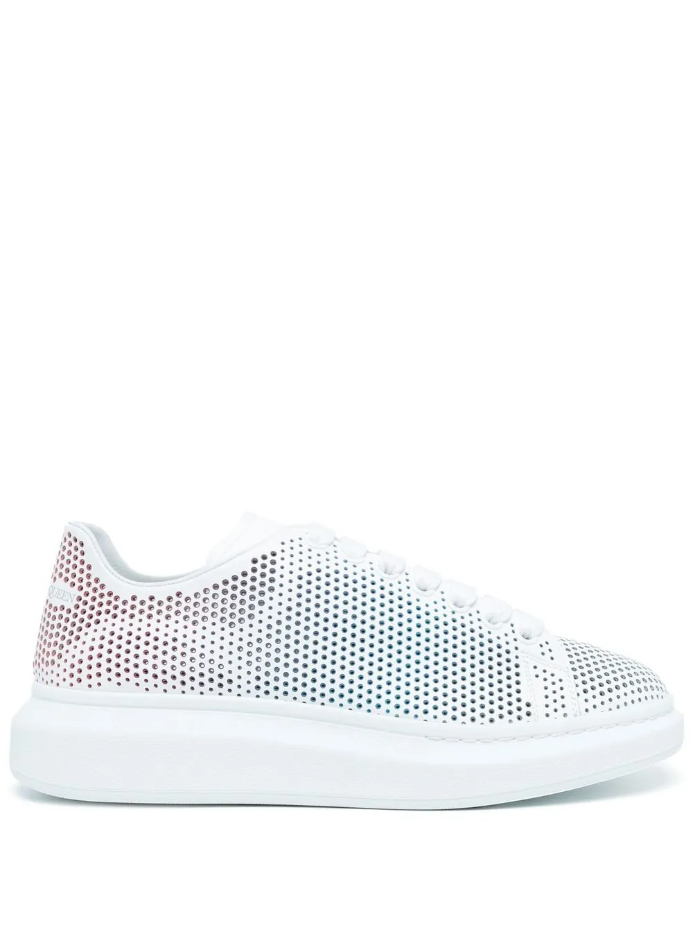 

Alexander McQueen tenis bajos oversize con perforaciones - Blanco