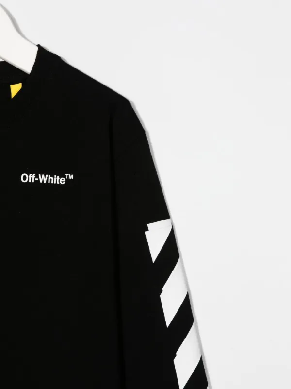 Pull off white 2024 noir et blanc