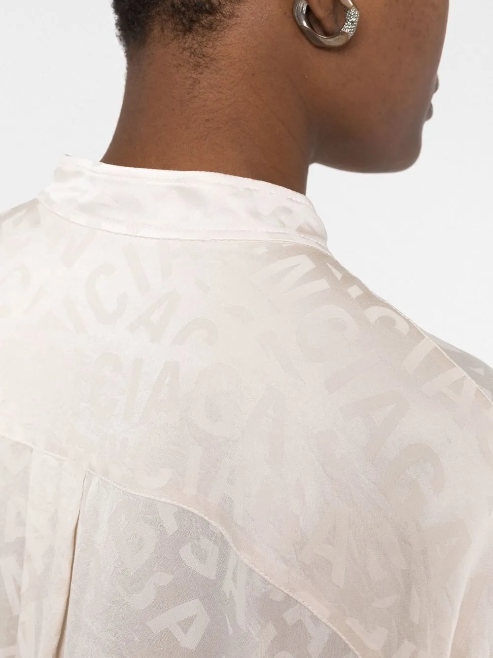  Balenciaga Bluse Mit Logo   Nude 