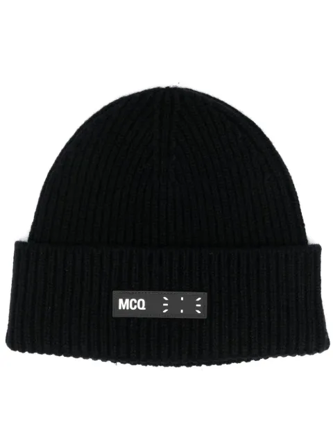 MCQ Gerippte Mütze mit Logo-Patch