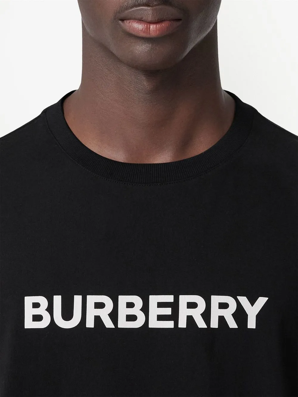 BurberryロゴTシャツ-