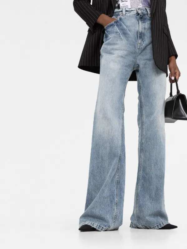 Balenciaga faded-effect Flared Jeans - Farfetch