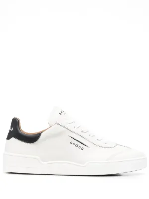 Gh\u014dud Sneakers met veters khaki-wit atletische stijl Schoenen Sneakers Sneakers met veters Ghōud Gh\u014dud Sneakers met veters khaki-wit atletische stijl Schoenen Sneakers Sneakers met veters Ghōud
