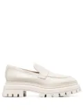 Stuart Weitzman almond-toe leather loafers - Neutrals