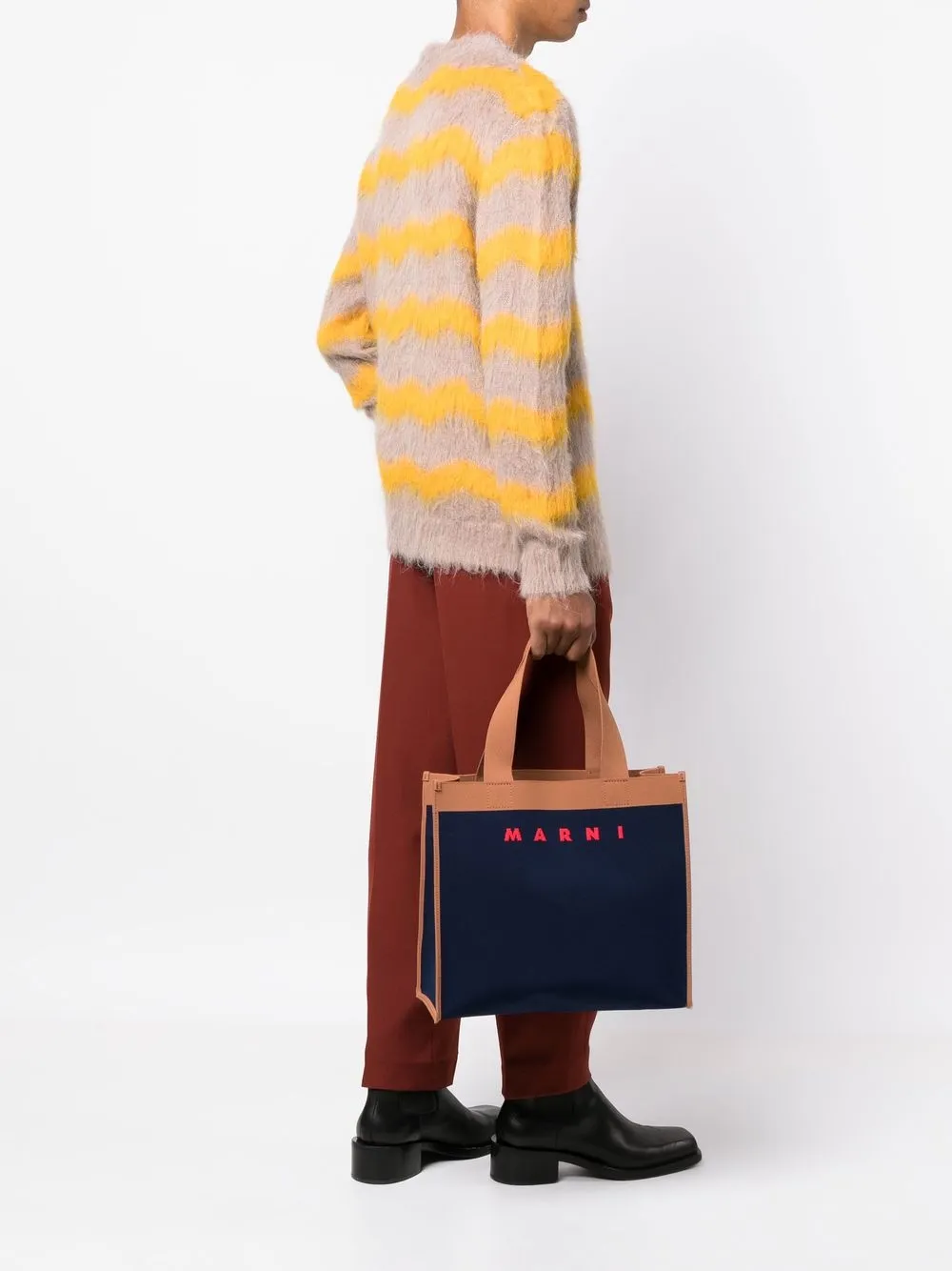 Marni logo-print contrast-trim tote | Image 2