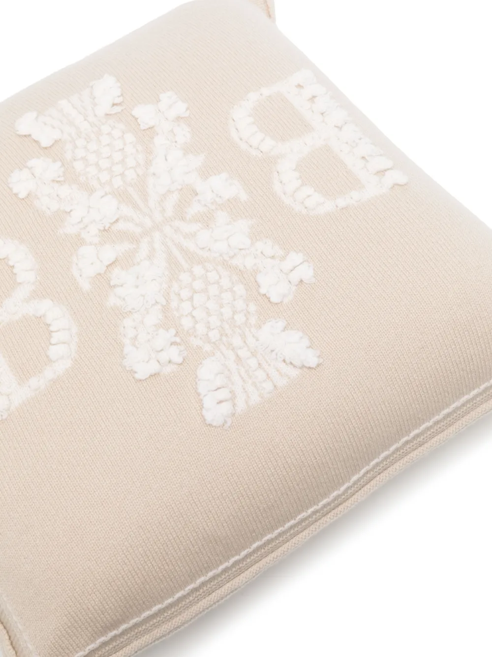 Barrie logopatch Cashmere Cushion Farfetch