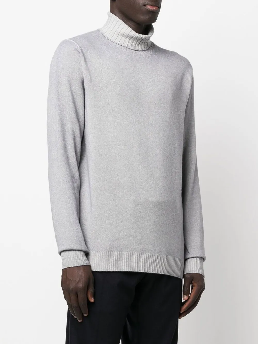  Malo Fein Gestrickter Rollkragenpullover   Grau 