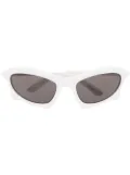 Balenciaga Eyewear cat-eye frame tinted sunglasses - White