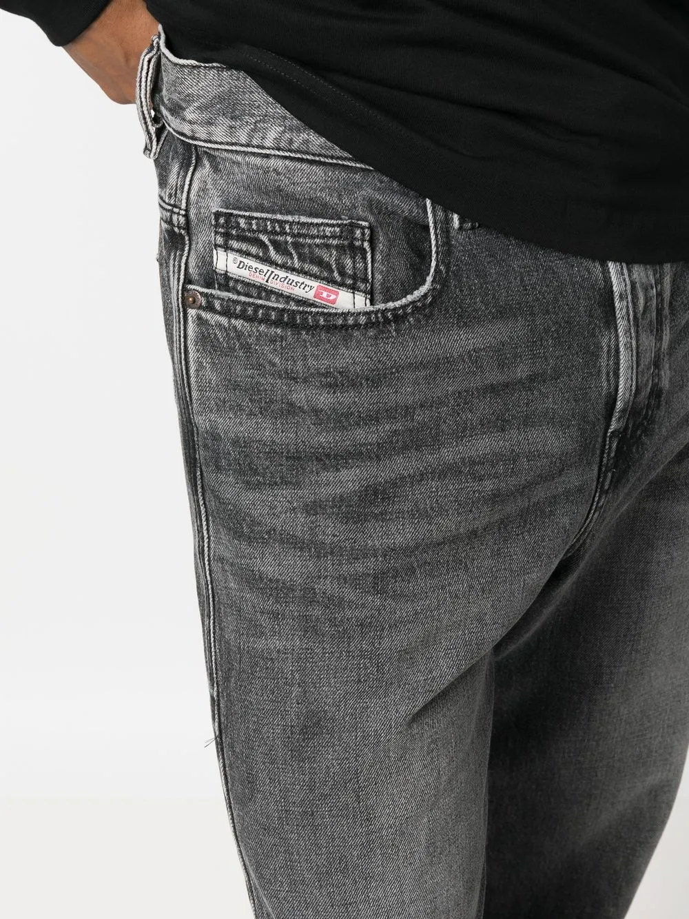 Diesel mid rise straight leg Jeans Farfetch