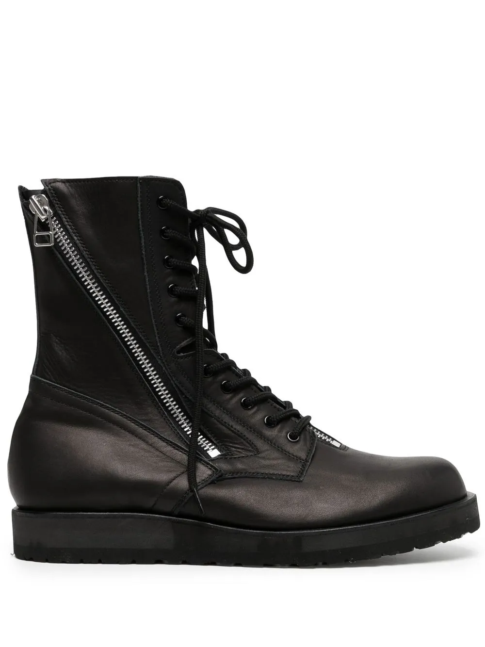 zip-fastened combat boots