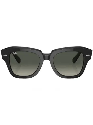 Ray-Ban