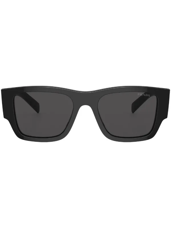 Prada Eyewear logo镜腿细节太阳眼镜| 黑色| FARFETCH CN