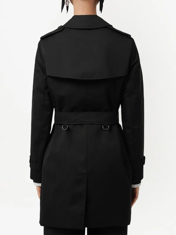 Burberry Kensington Heritage Trench Coat | Black | FARFETCH