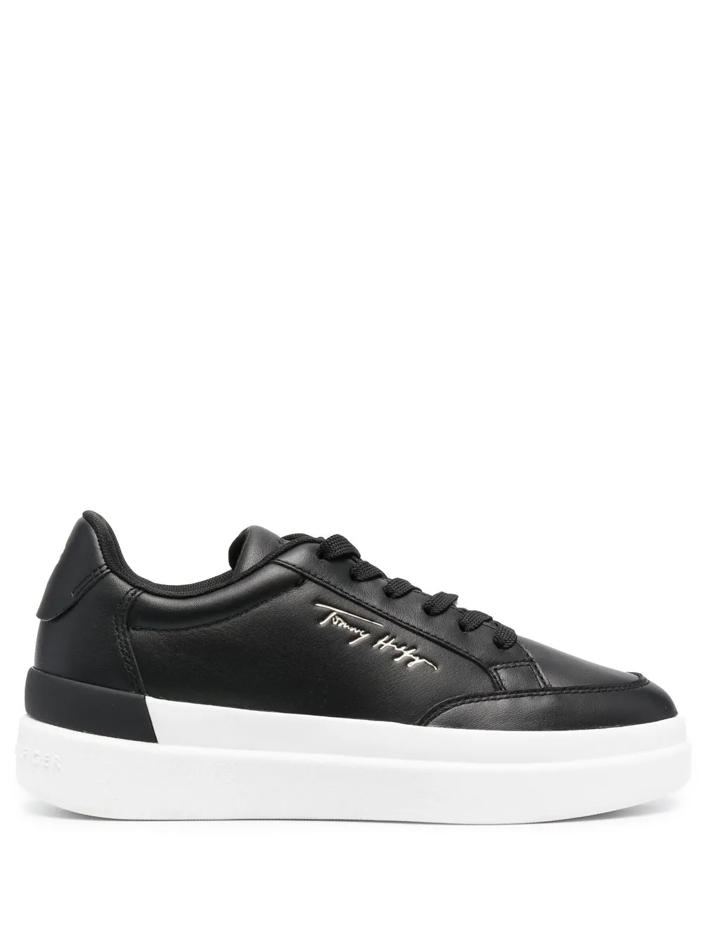 

Tommy Hilfiger tenis gruesos con agujetas - Negro